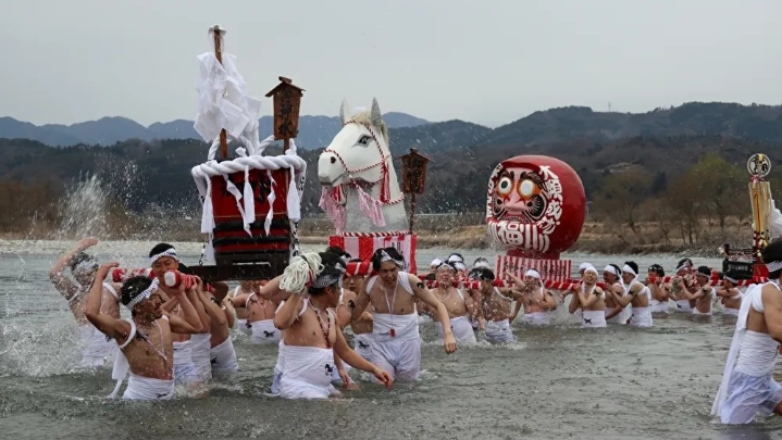 時又初午はだか祭り
