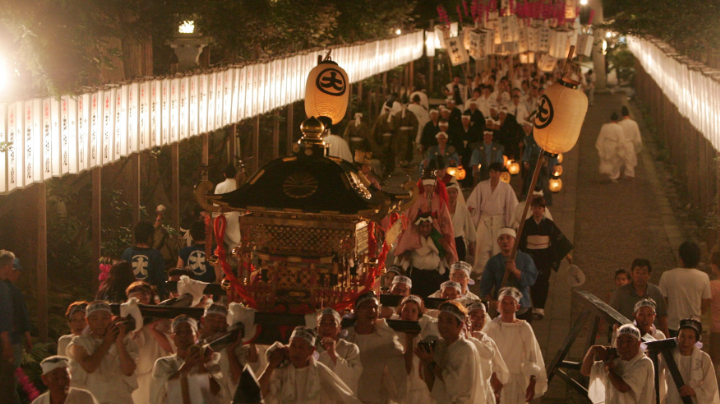 弥彦燈籠まつり